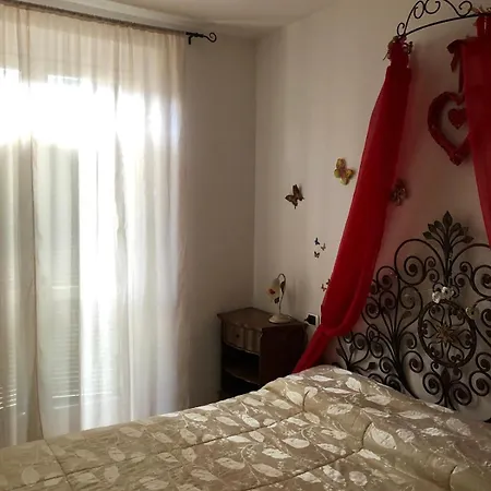 Confortevole טורטונה