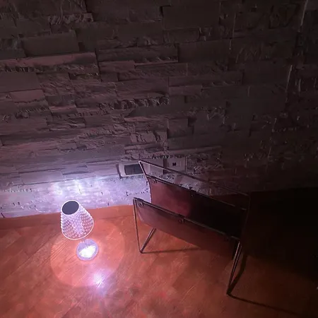 Confortevole טורטונה