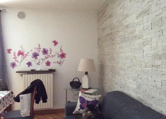 Confortevole Apartment Tortona